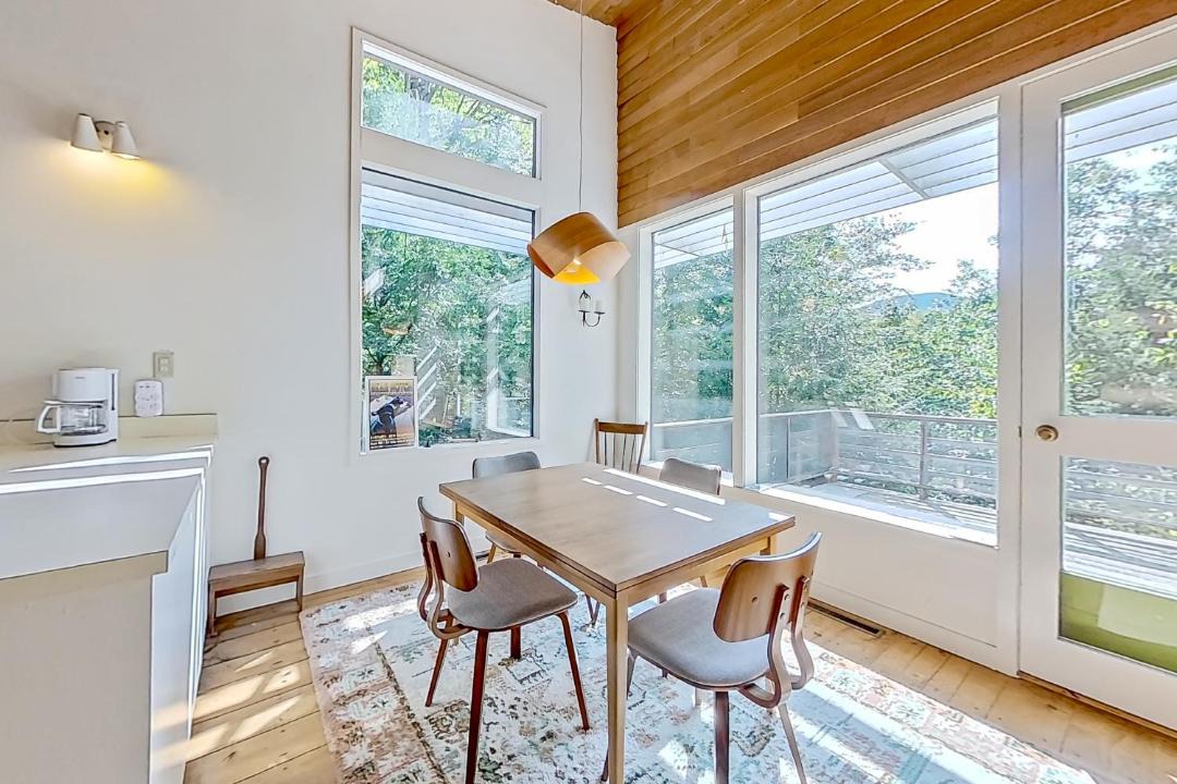 Photo of Livingroom in Jackson