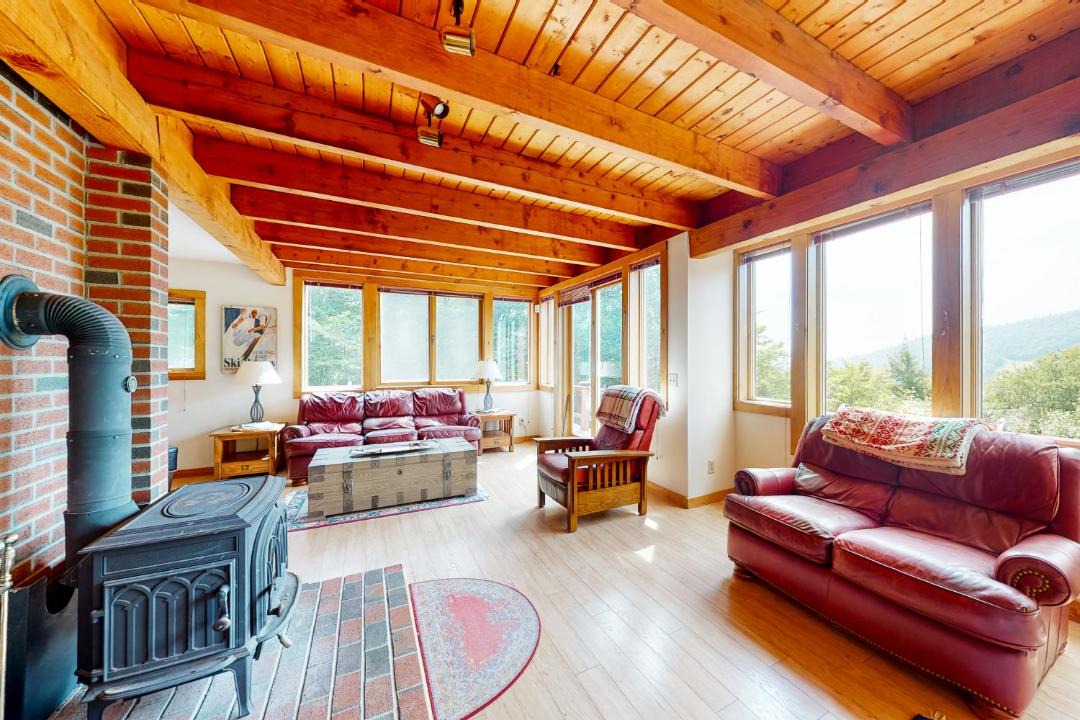 Photo of Livingroom in Warren