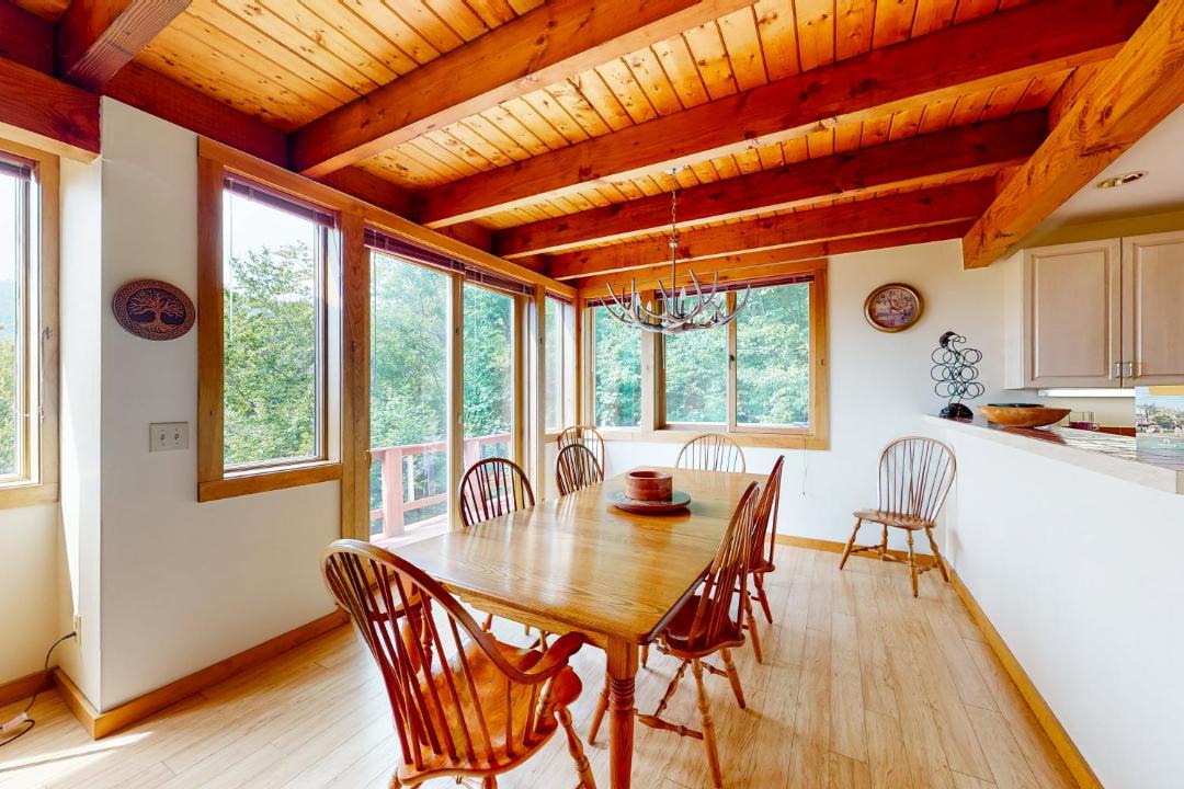 Photo of Livingroom in Warren