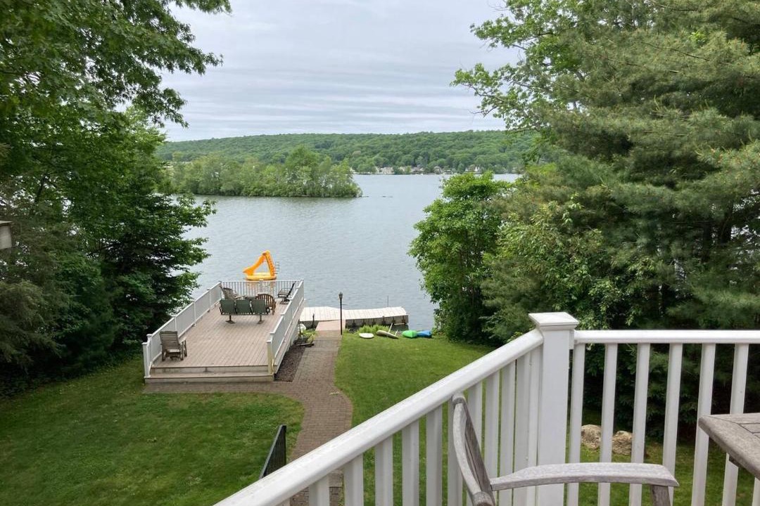 Photo of Others in Lake Pocotopaug