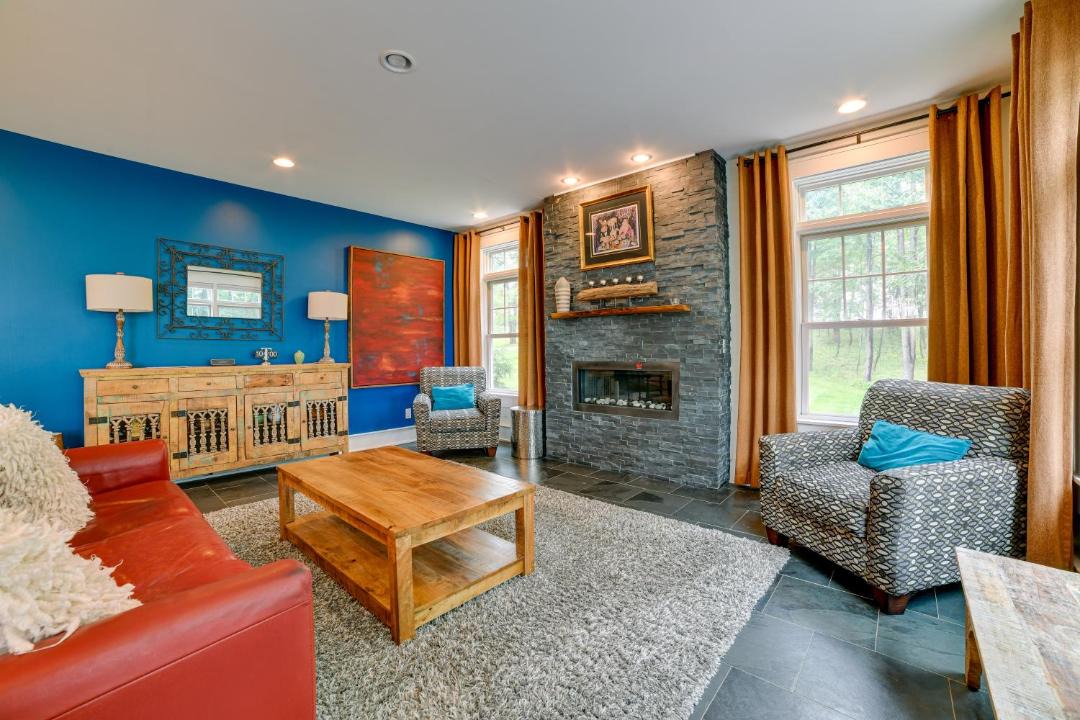 Photo of Livingroom in Ithaca