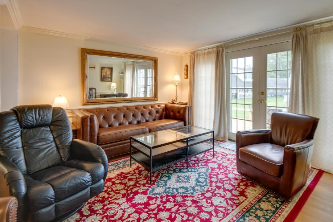Photo of Livingroom in Bridgewater