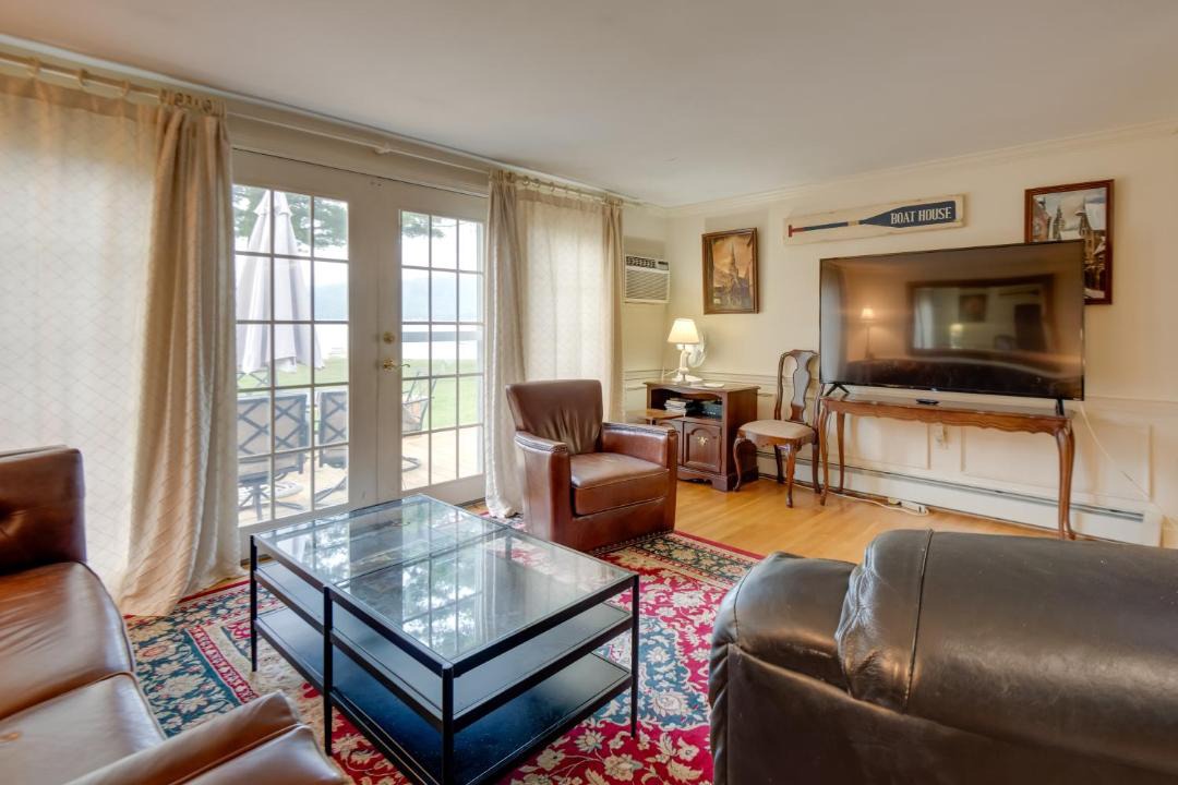 Photo of Livingroom in Bridgewater