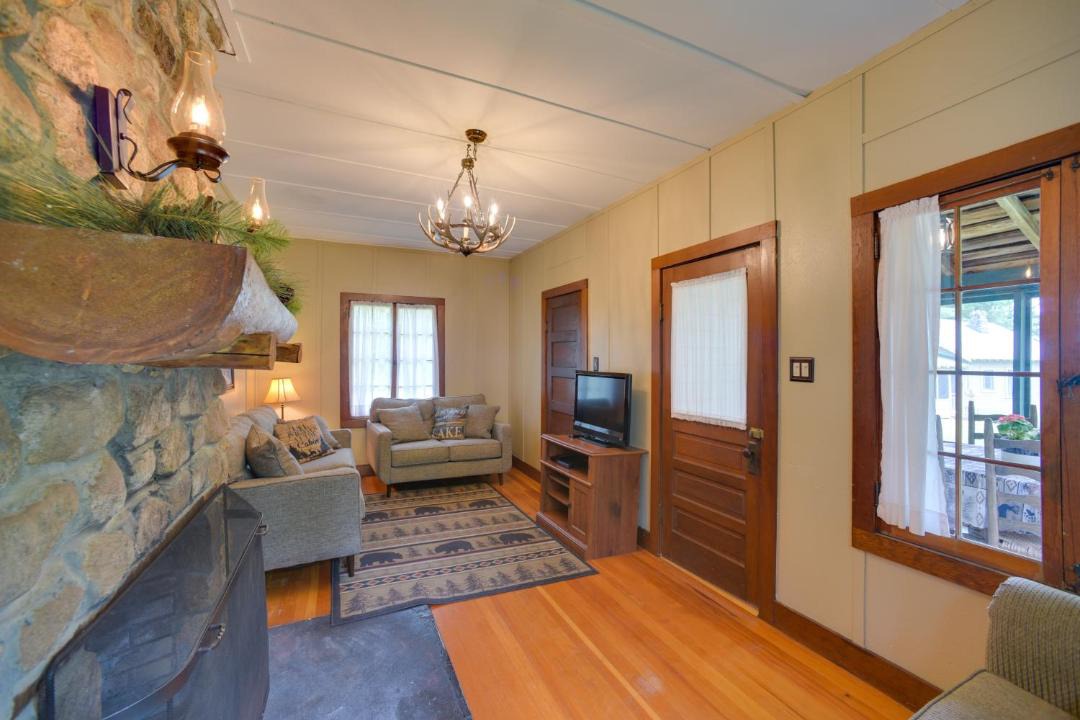 Photo of Livingroom in Speculator