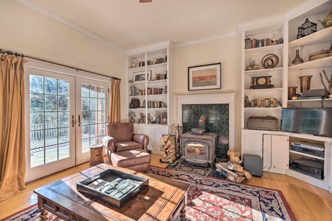 Photo of Livingroom in Montgomery Center