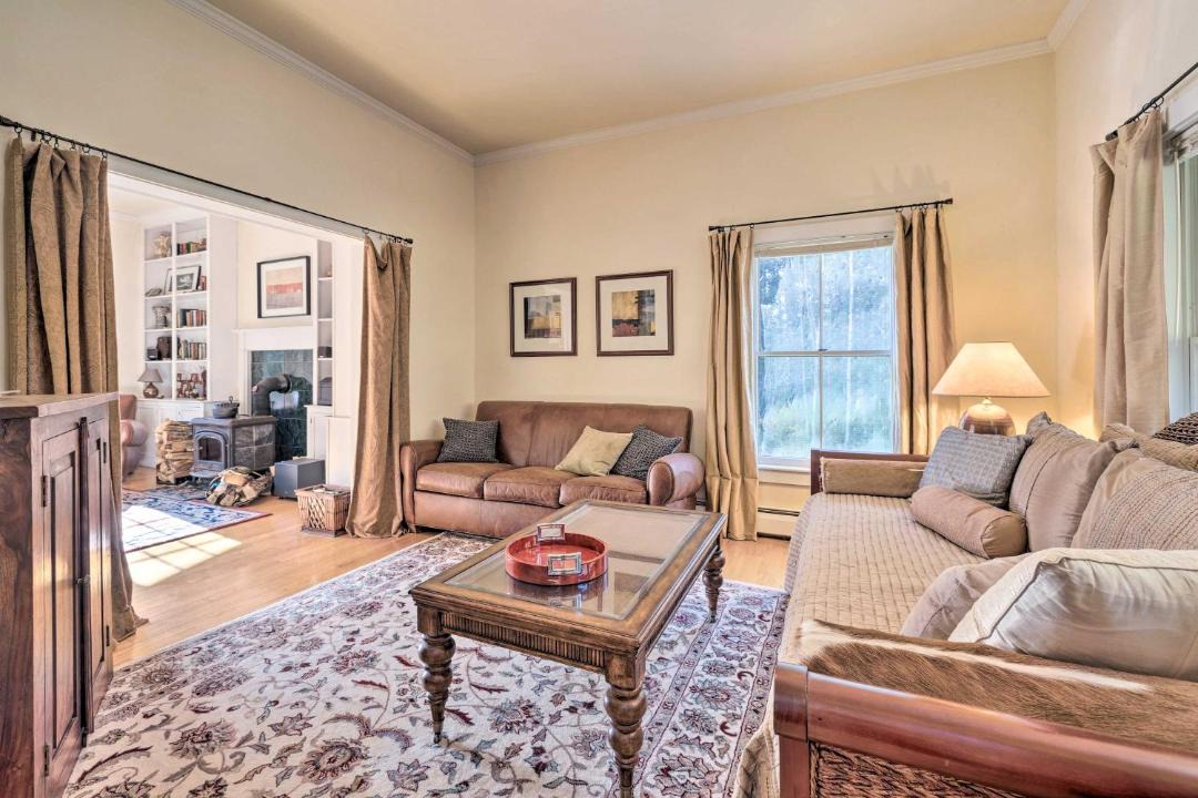 Photo of Livingroom in Montgomery Center