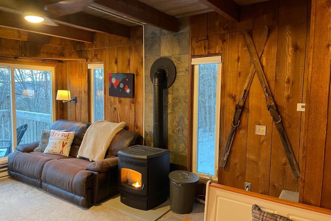 Photo of Livingroom in East Dover