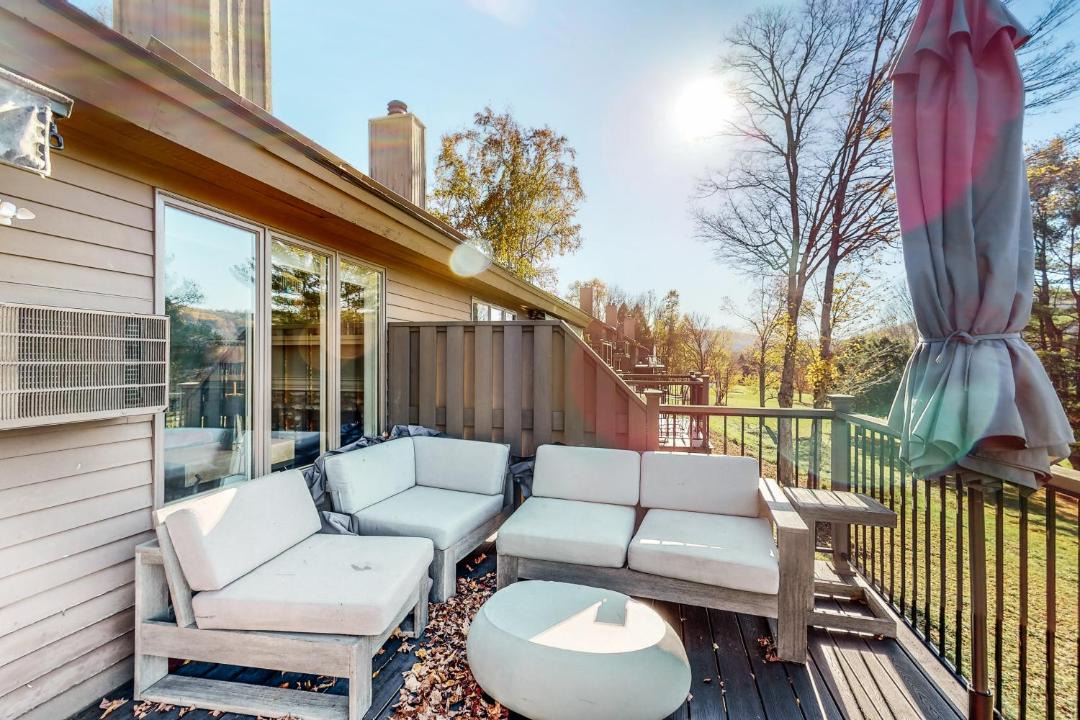 Photo of Patio Balcony in West Hartford
