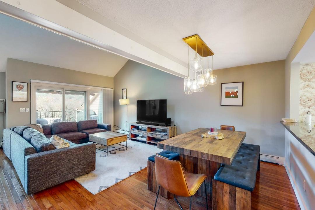 Photo of Livingroom in West Hartford