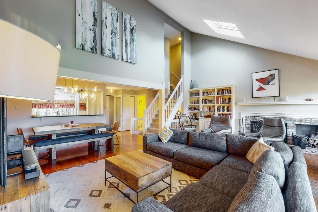 Photo of Livingroom in West Hartford