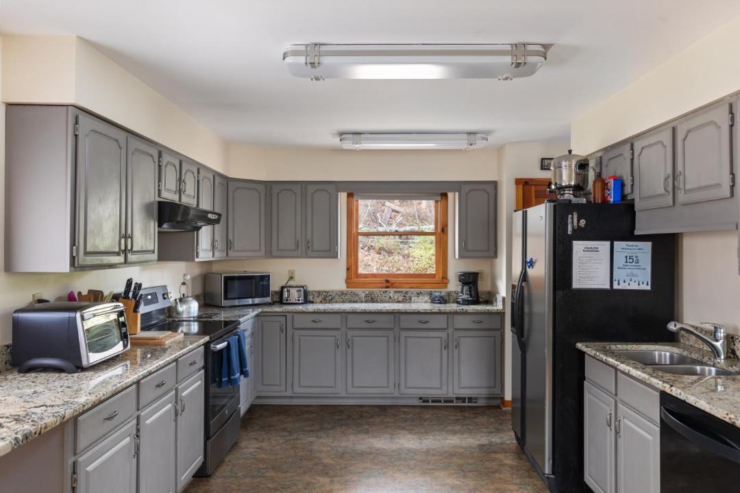 Photo of Kitchen in Luray