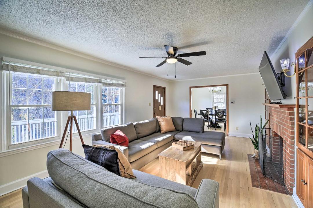 Photo of Livingroom in Welch