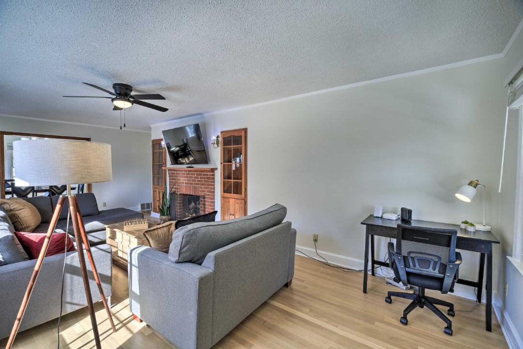 Photo of Livingroom in Welch