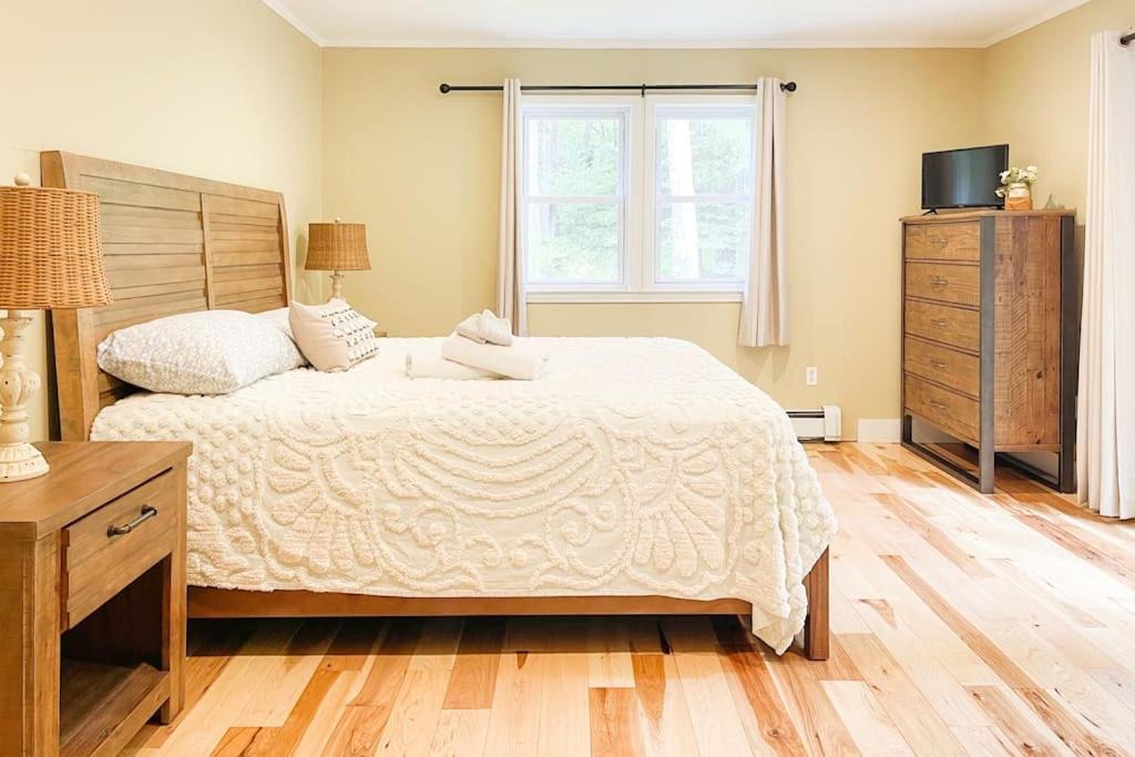 Photo of Bedroom in Bovina Center