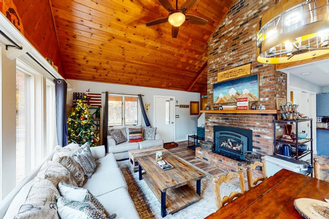 Photo of Livingroom in Ludlow