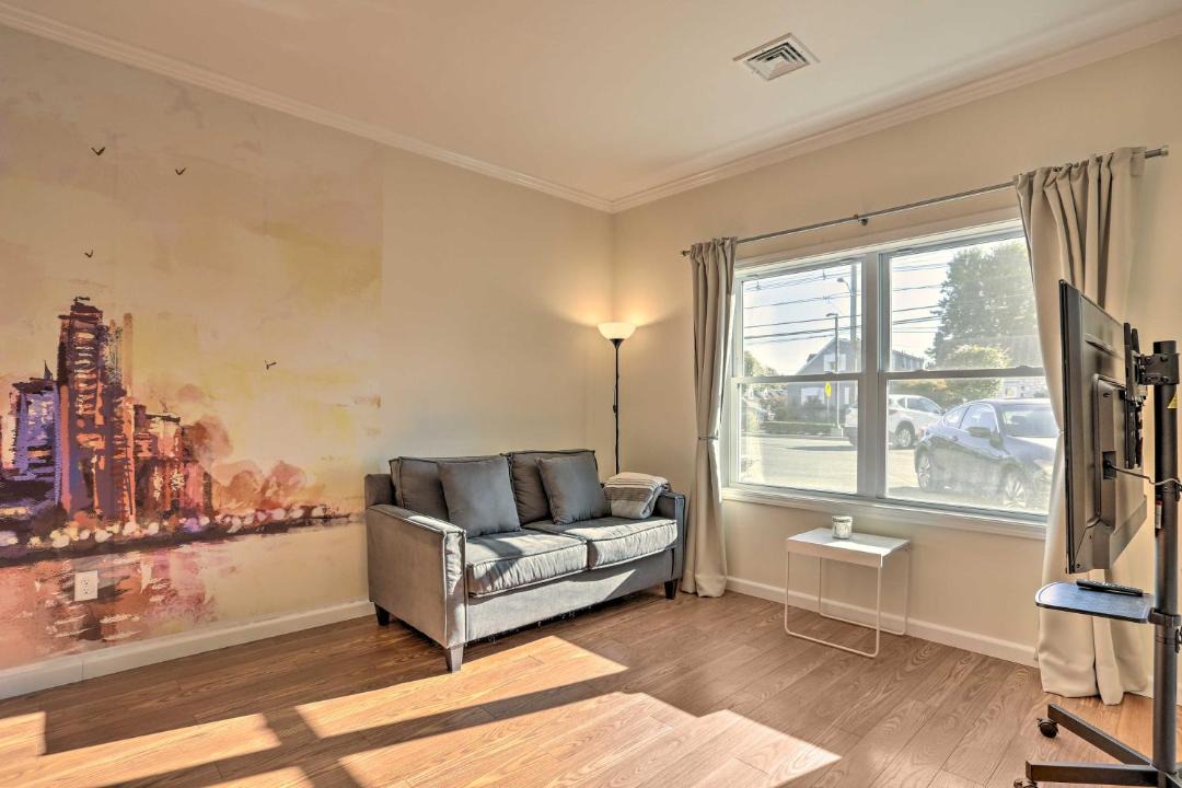 Photo of Livingroom in North Arlington
