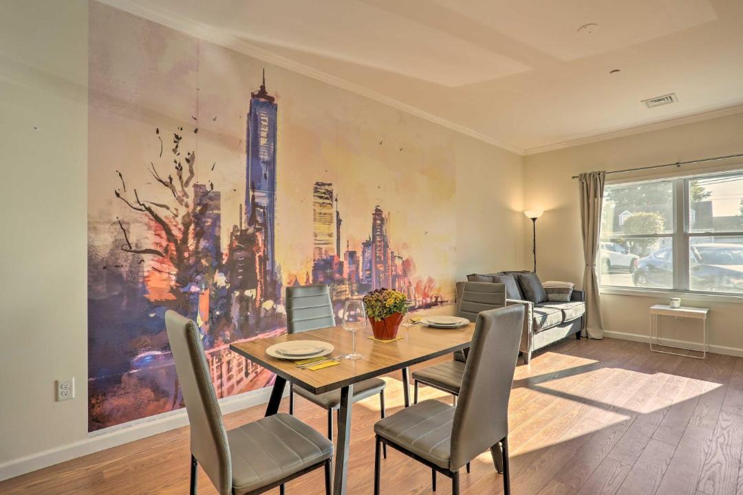 Photo of Livingroom in North Arlington