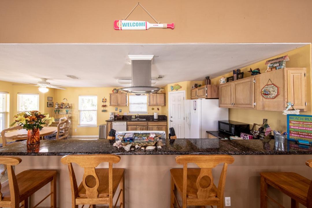 Photo of Kitchen in Pirates Beach