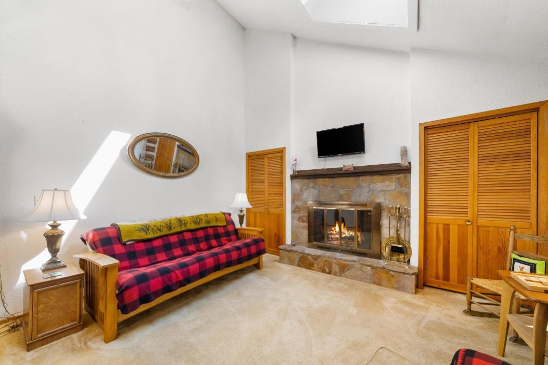 Photo of Livingroom in Chestertown