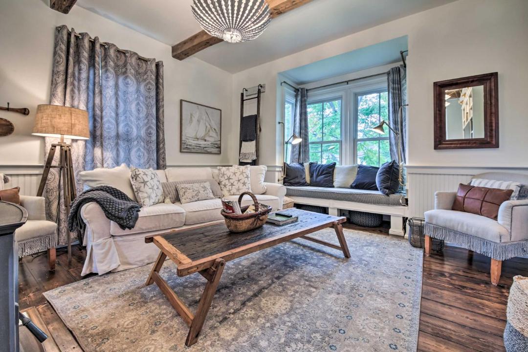 Photo of Livingroom in Jefferson