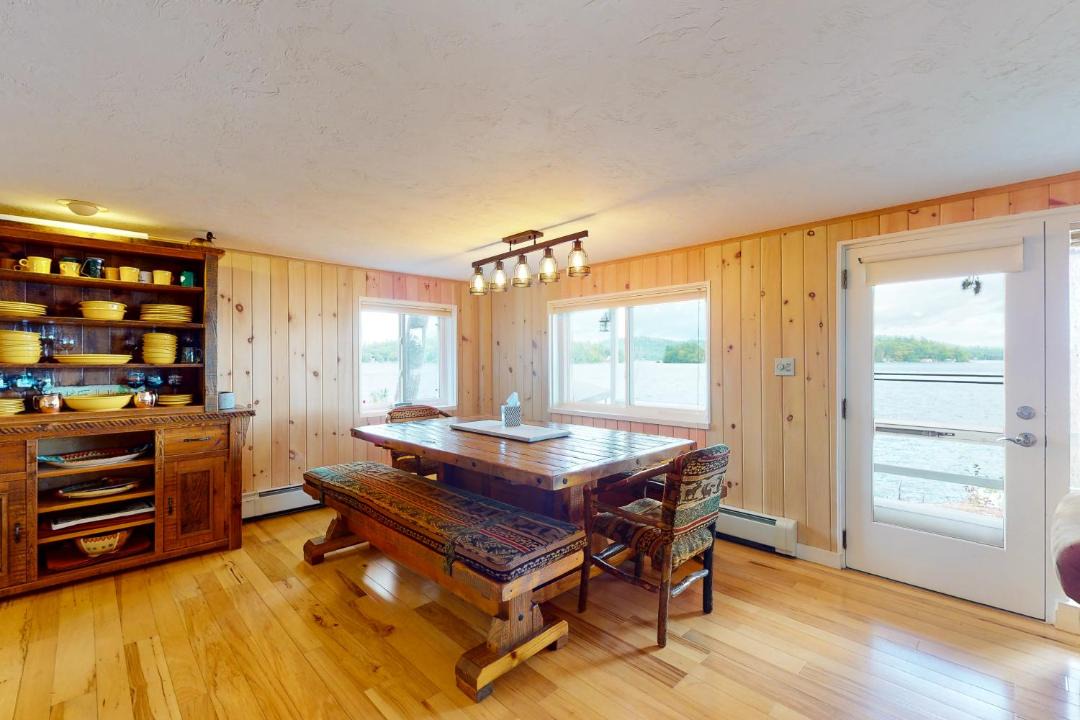 Photo of Livingroom in Alton Bay