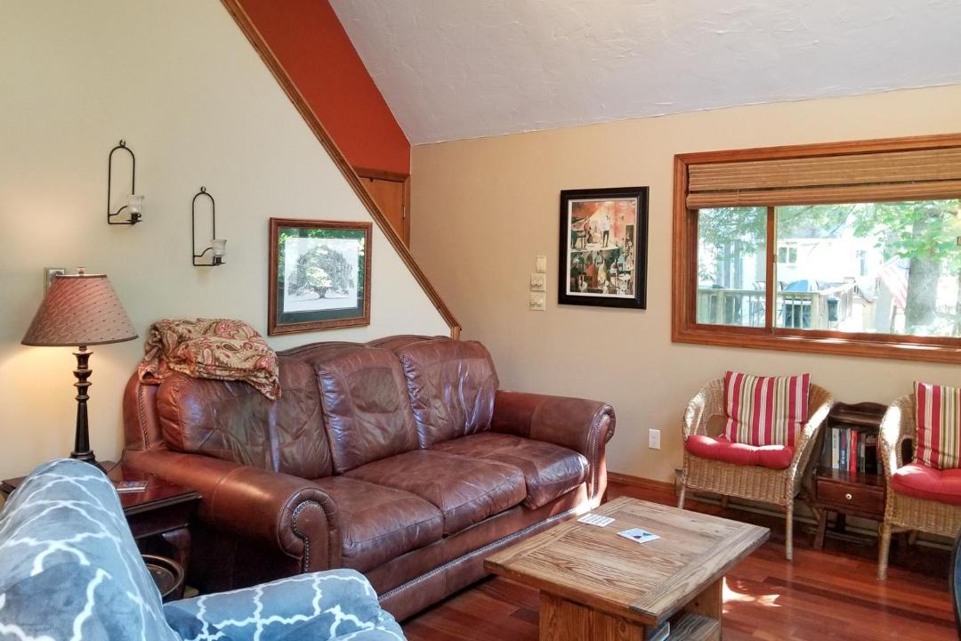 Photo of Livingroom in Moultonborough