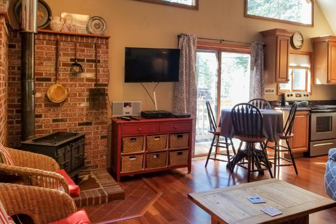 Photo of Livingroom in Moultonborough