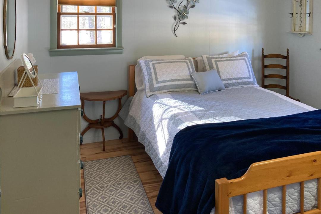 Photo of Bedroom in Meredith