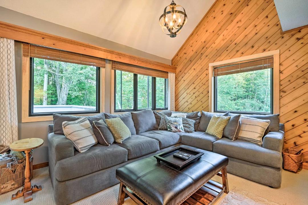 Photo of Livingroom in Stratton Mountain