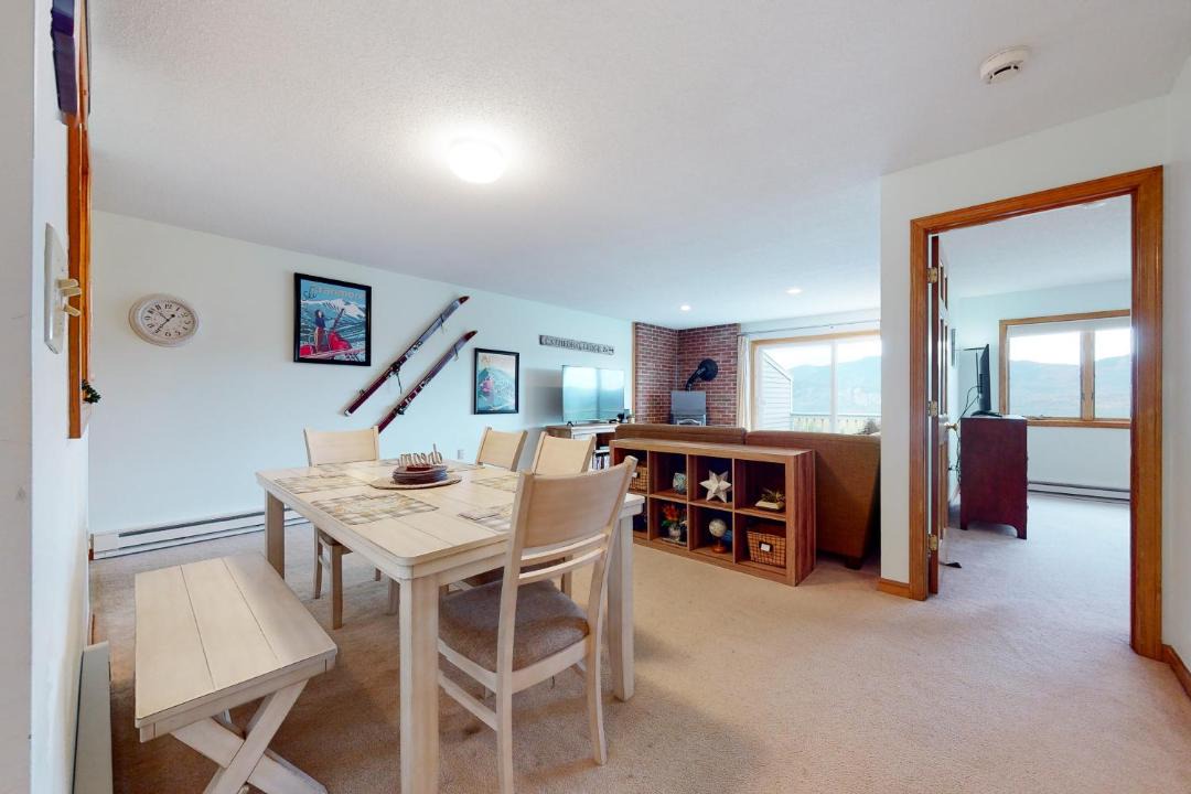 Photo of Livingroom in Intervale