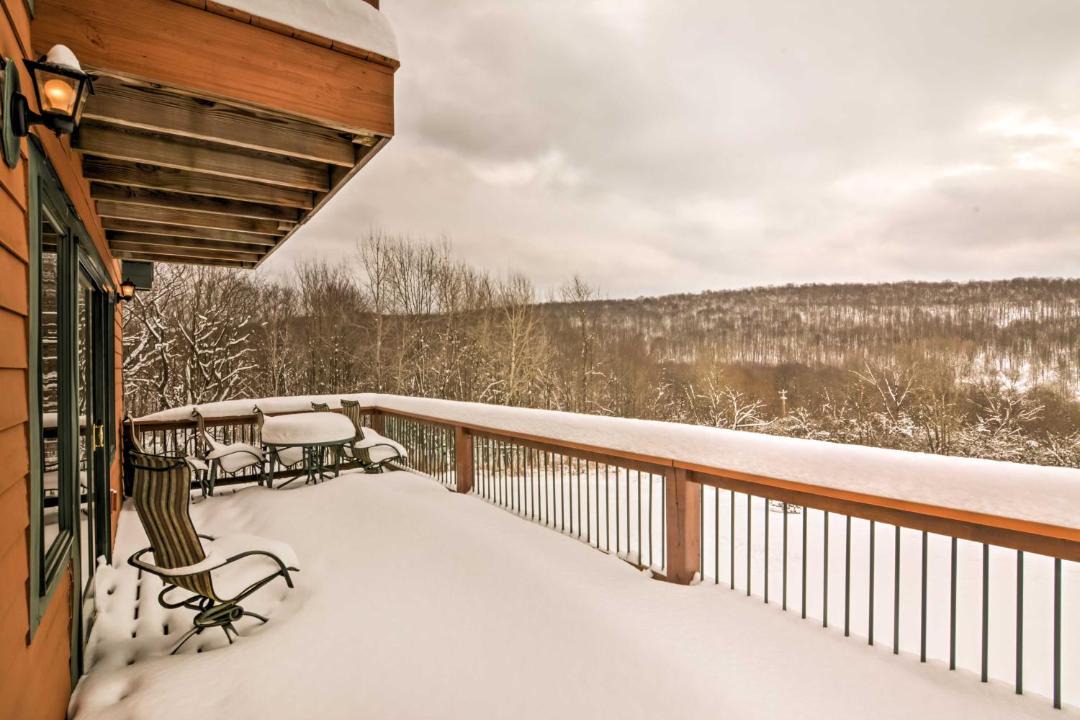 Photo of Patio Balcony in Ellicottville