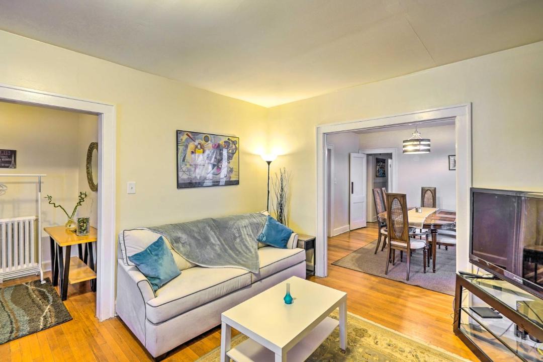 Photo of Livingroom in Melrose