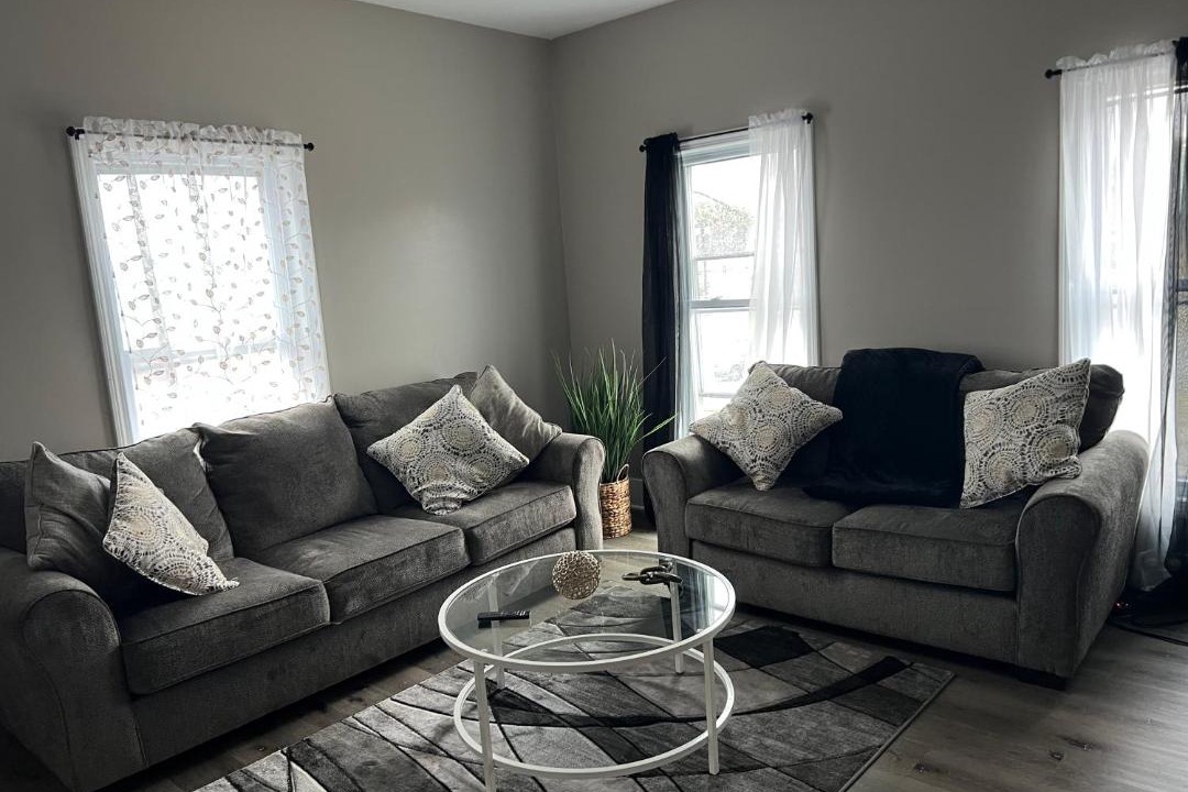 Photo of Livingroom in Abington