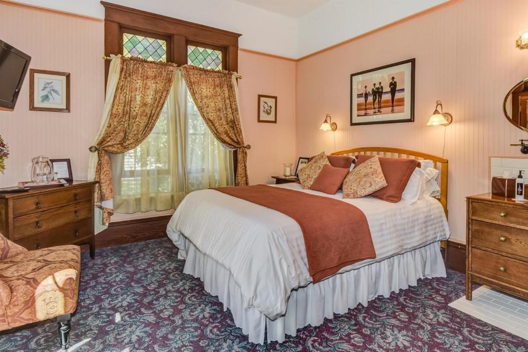 Photo of Bedroom in Friday Harbor