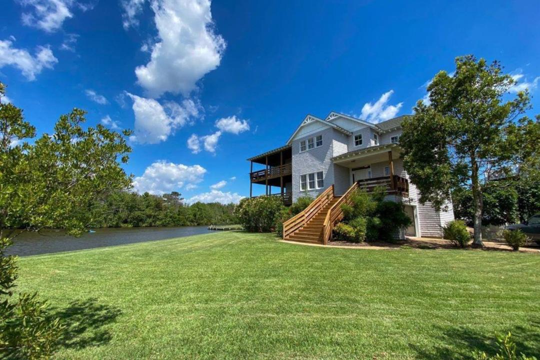 Photo of Buildings in Sandbridge