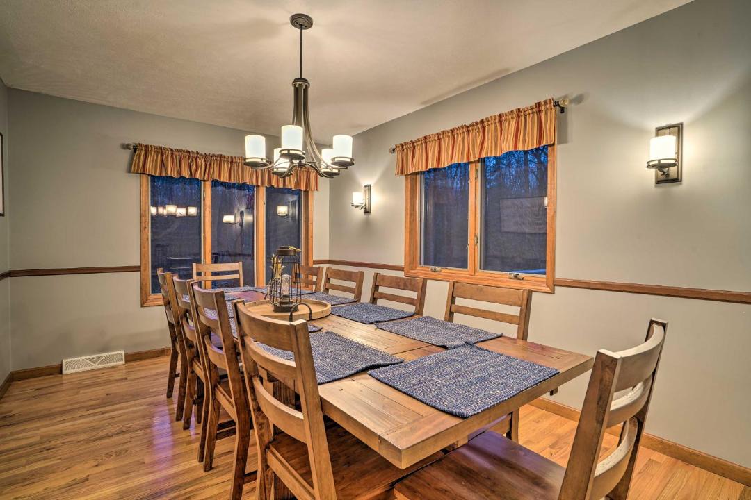 Photo of Livingroom in Oneida
