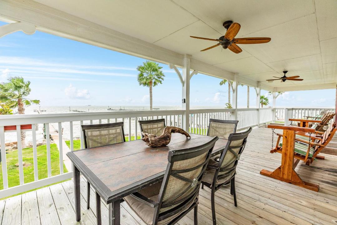 Photo of Patio Balcony in Dickinson