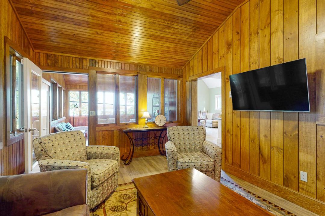 Photo of Livingroom in Moultonborough