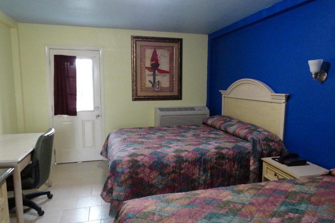 Photo of Bedroom in San Jacinto