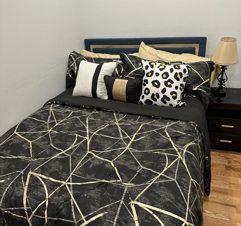 Photo of Bedroom in Cypress Hills