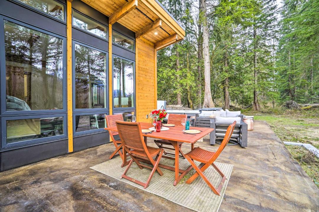 Photo of Patio Balcony in Gold Bar