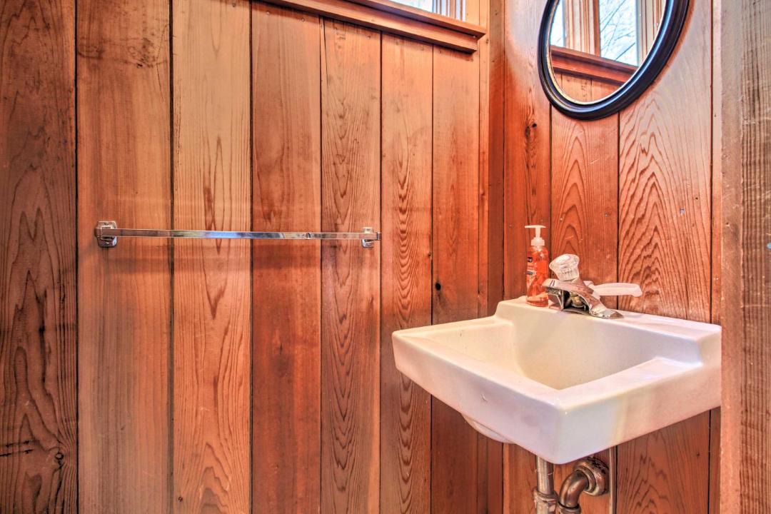 Photo of Bathroom in Ludlow