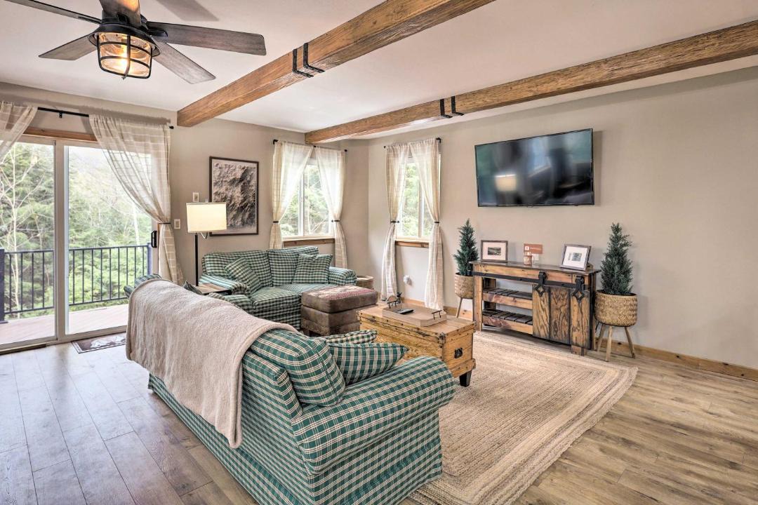 Photo of Livingroom in Chestertown