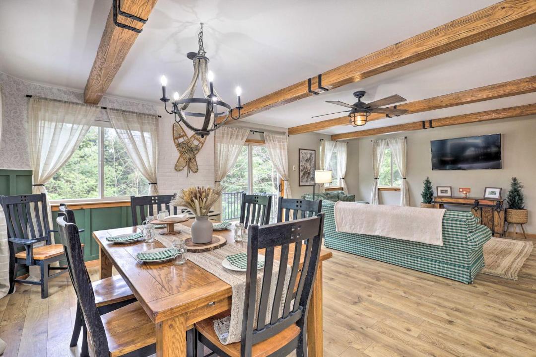 Photo of Livingroom in Chestertown