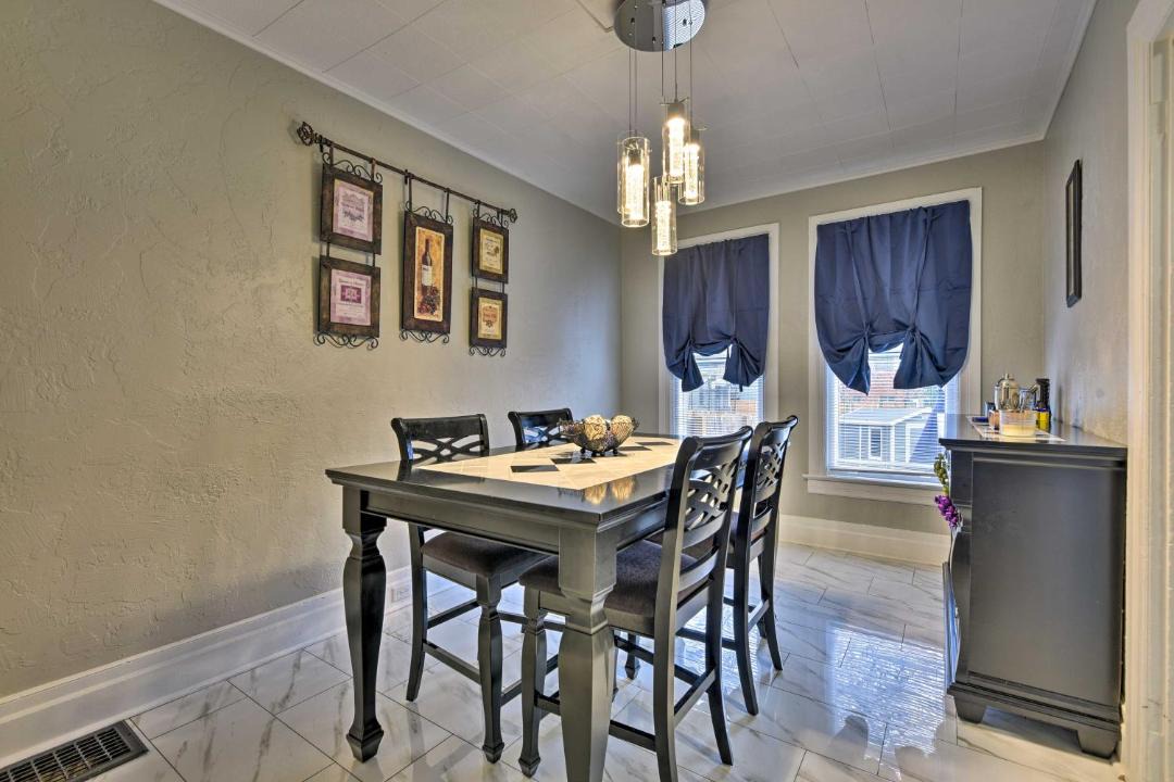 Photo of Livingroom in Niagara Falls