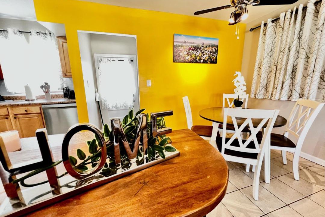 Photo of Livingroom in Covedale