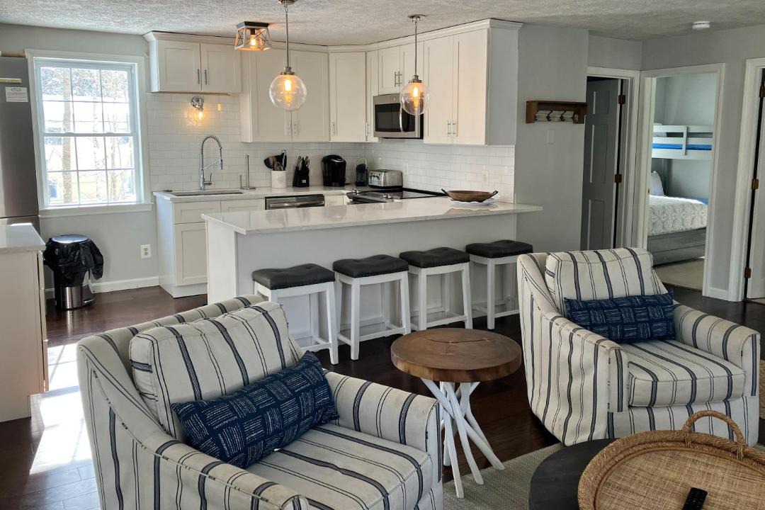 Photo of Livingroom in Meredith