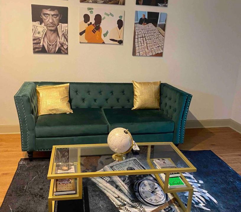 Photo of Livingroom in Texas Medical Center