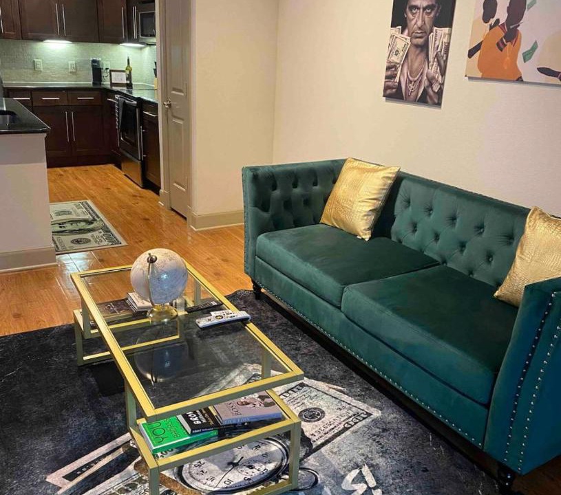 Photo of Livingroom in Texas Medical Center
