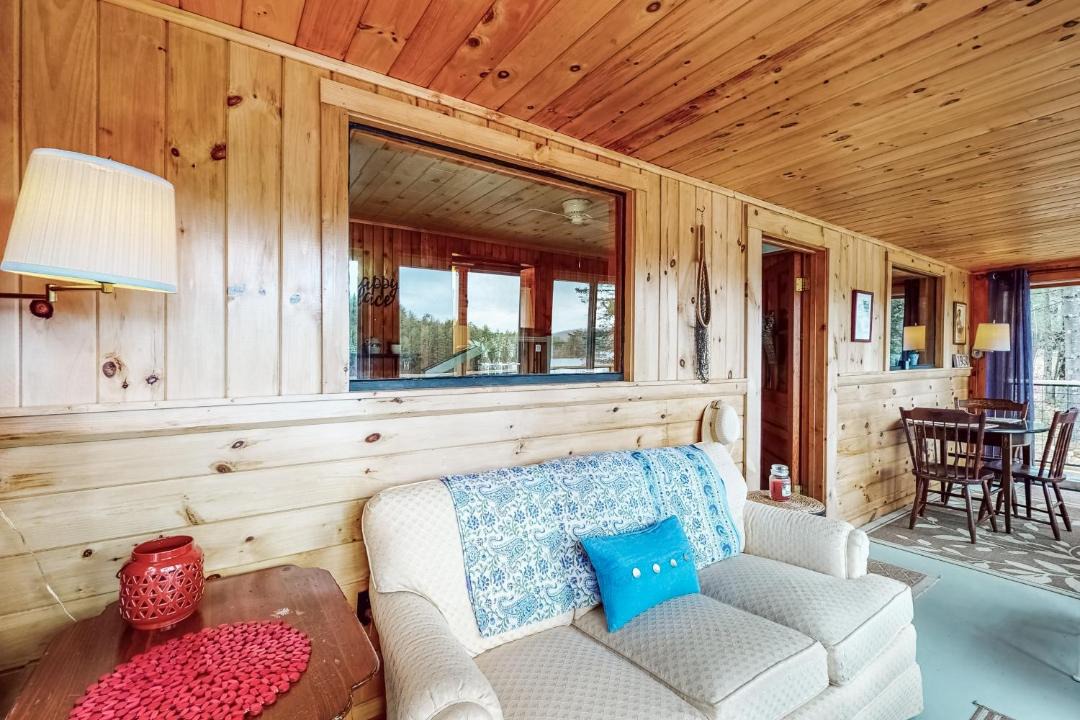 Photo of Livingroom in Newfield